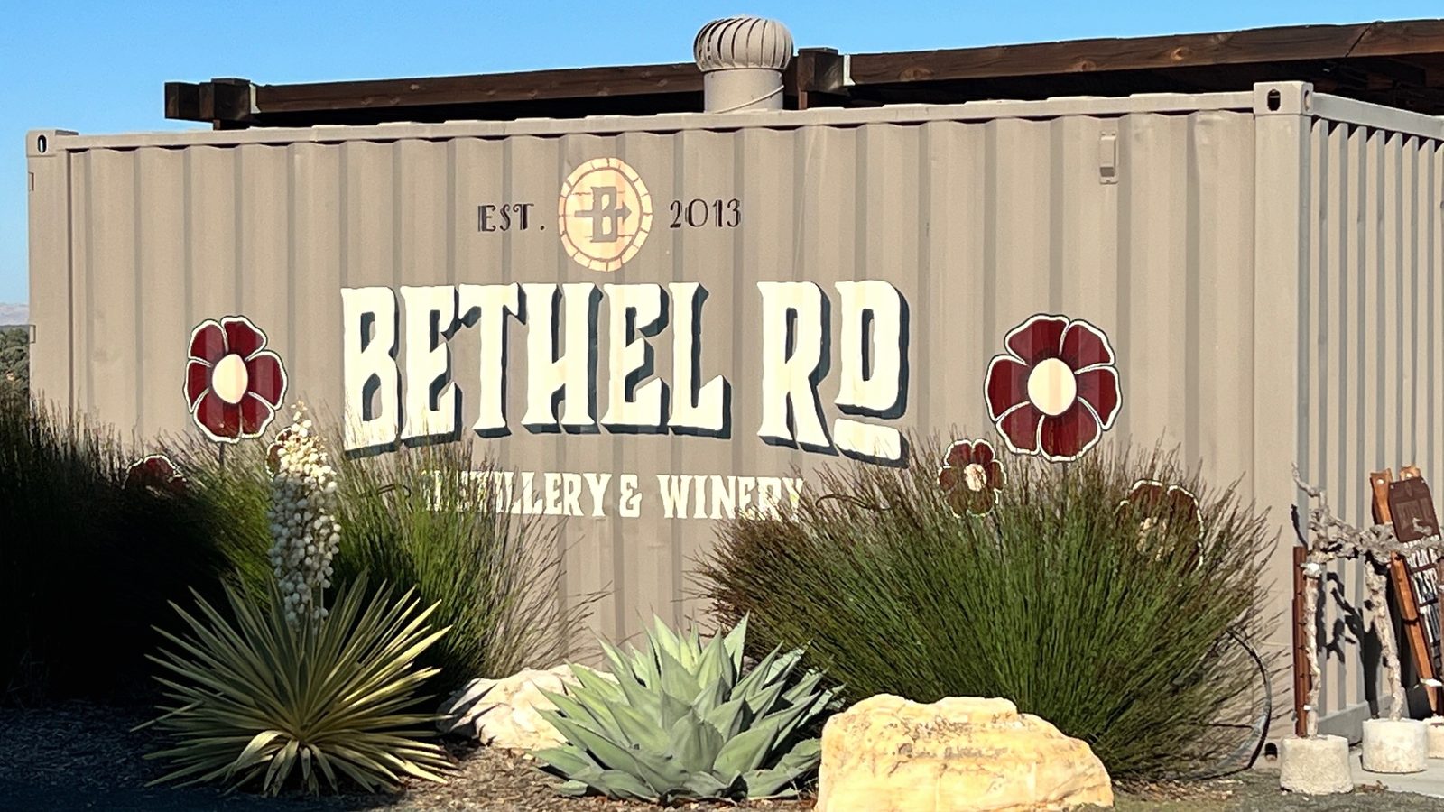 Bethel Road Distillery & Winery sign, Templeton