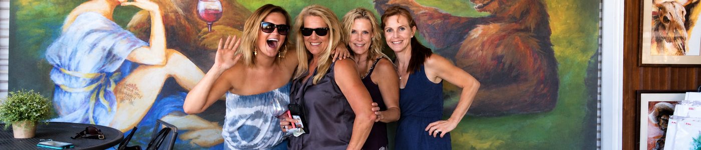 Leila and friends in front of a wine country mural, Paso Robles